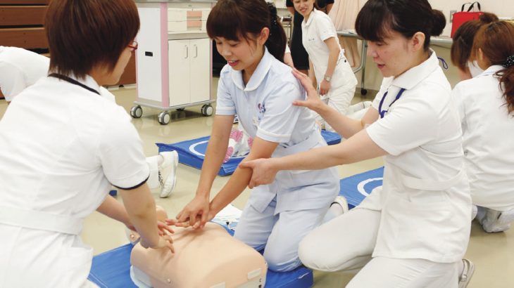 生涯にわたって活躍できる 人によりそえる看護職を養成｜京都橘大学 看護学部